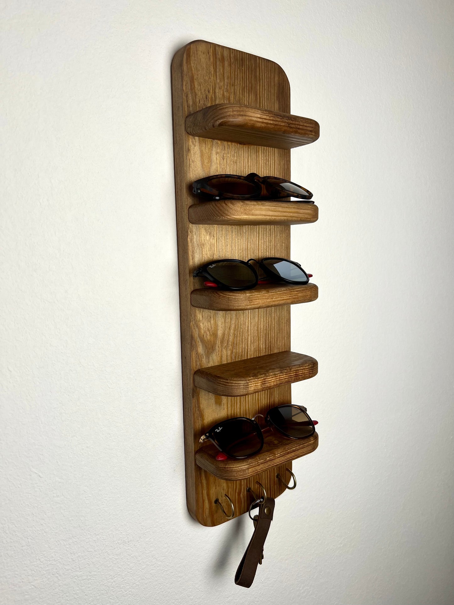 Rounded Sunglasses Shelf with Key Hooks