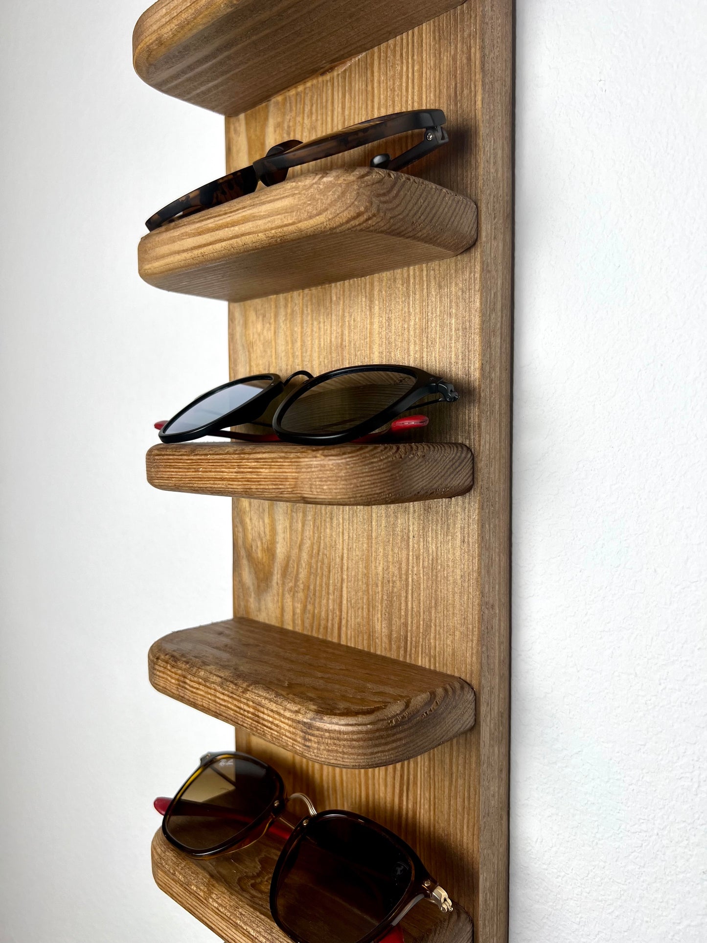 Rounded Sunglasses Shelf with Key Hooks
