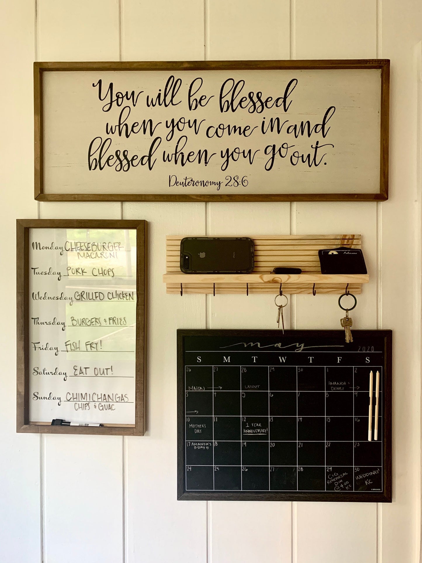 Pine Entryway Organizer