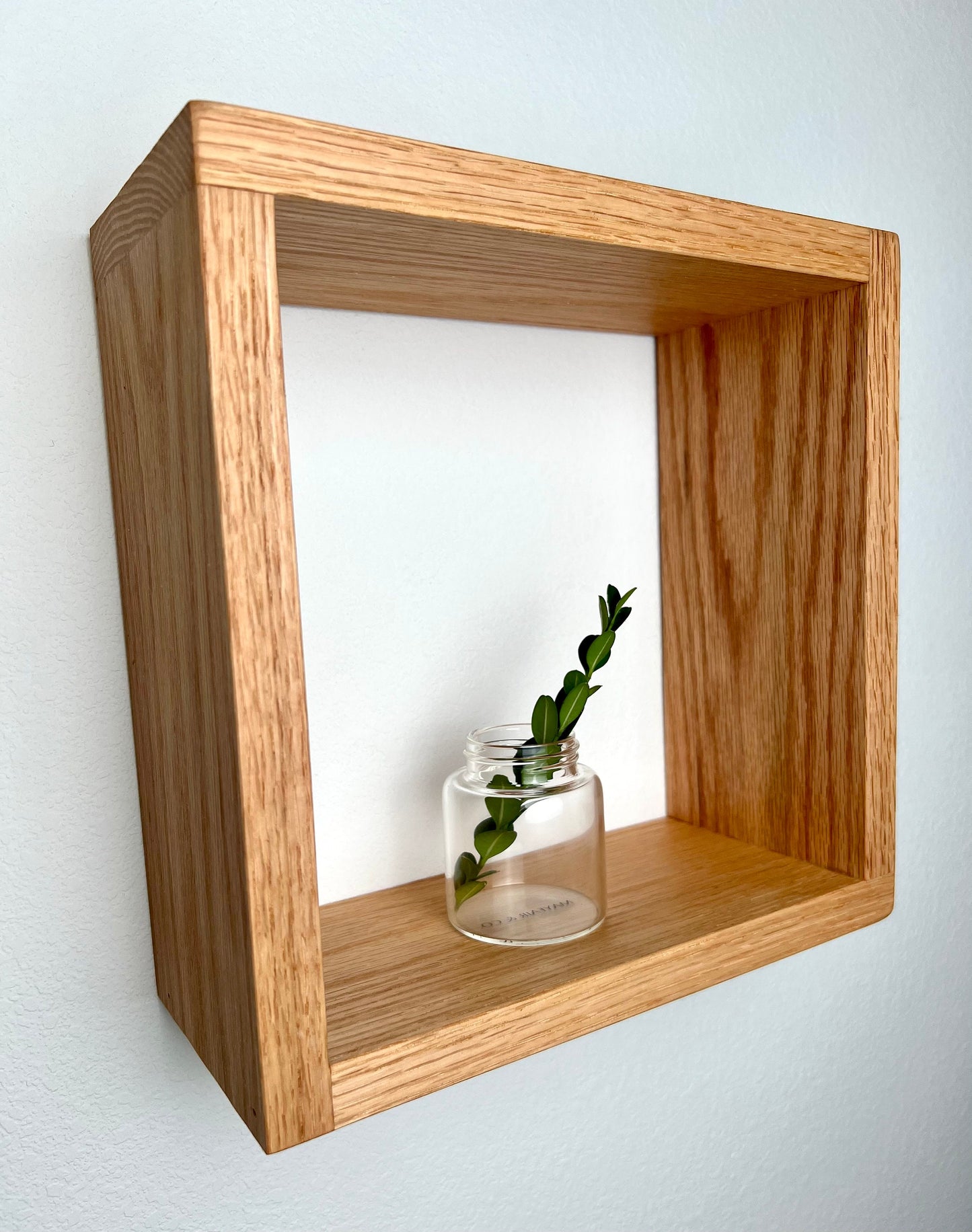 Hardwood cube pictured in Red Oak