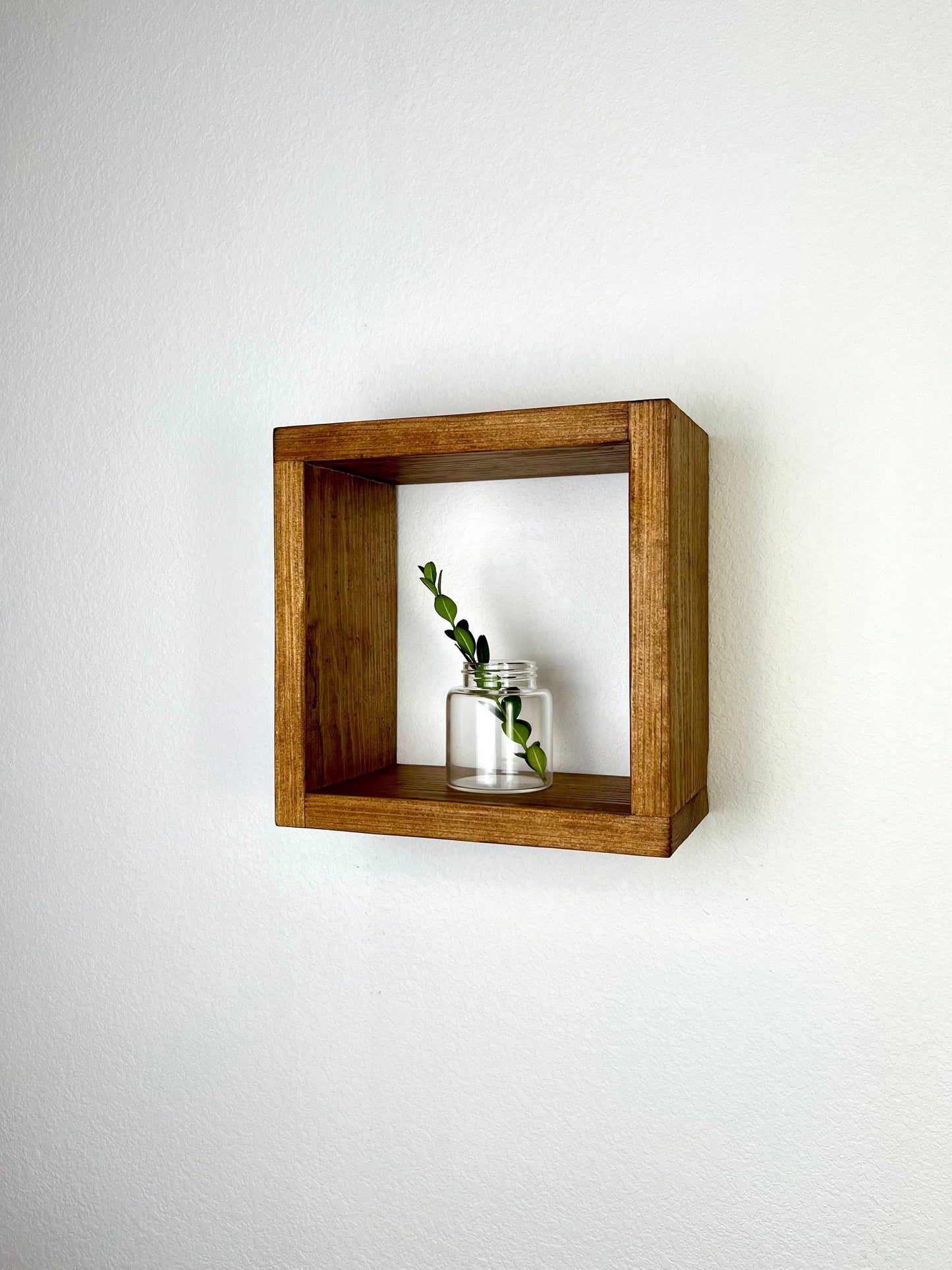 Pine Floating Cube | Medium